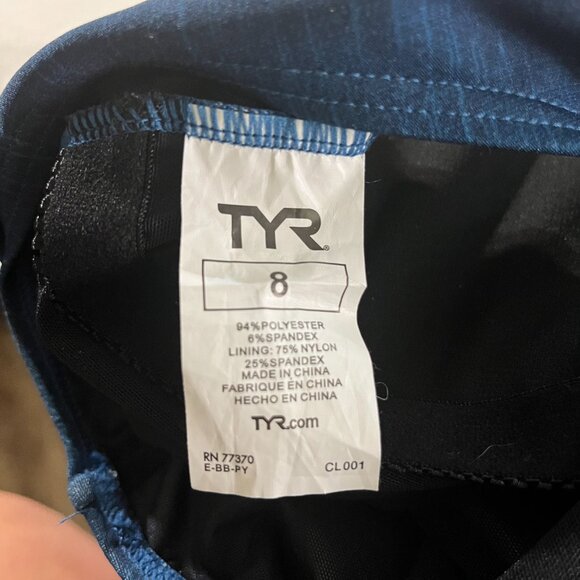 TYR Durafast Elite Women's One-Piece Swimsuit, Size 8 - Picture 8 of 9